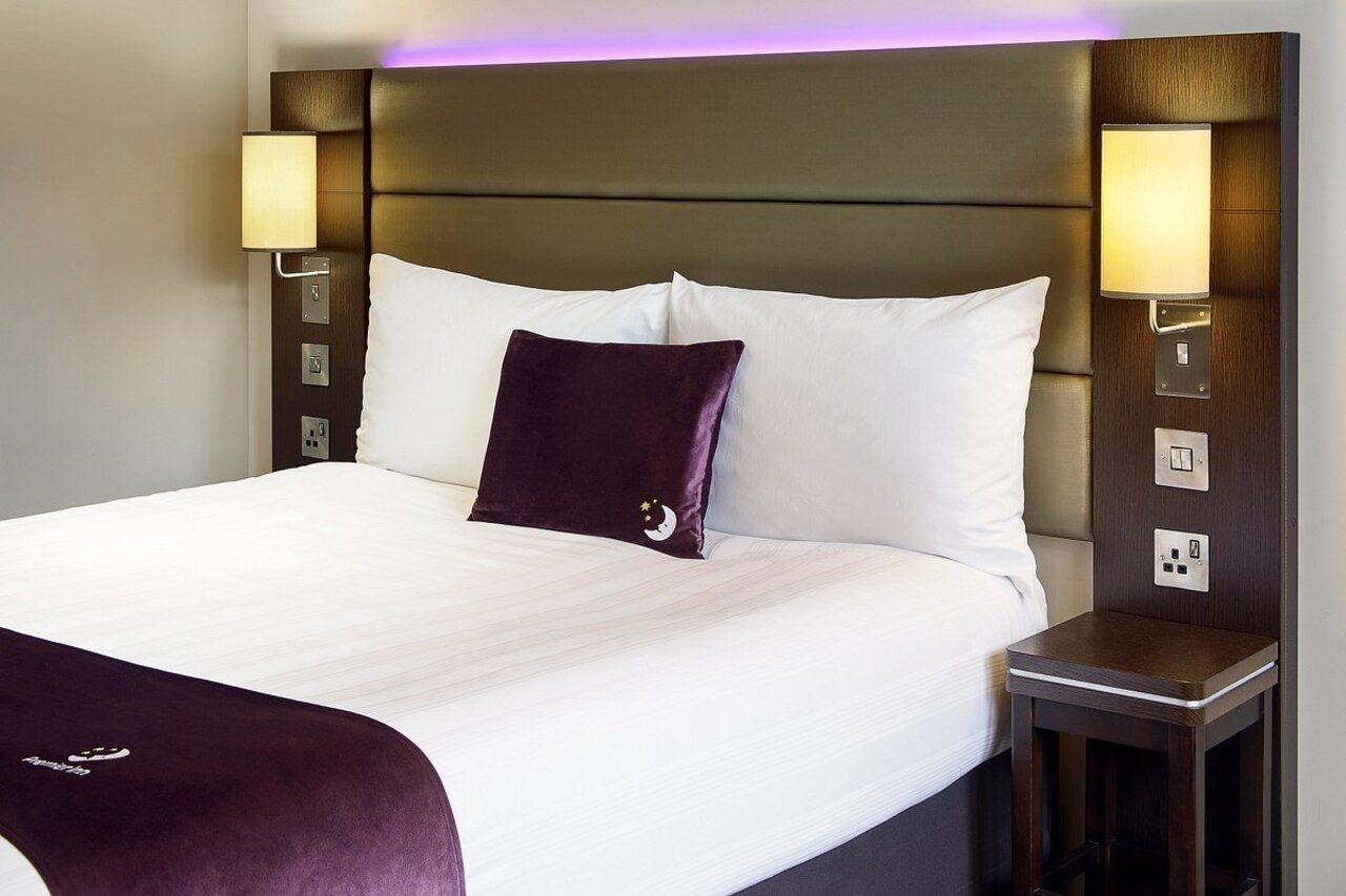 Premier Inn Brentwood Ngoại thất bức ảnh