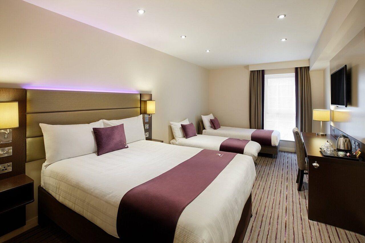 Premier Inn Brentwood Ngoại thất bức ảnh
