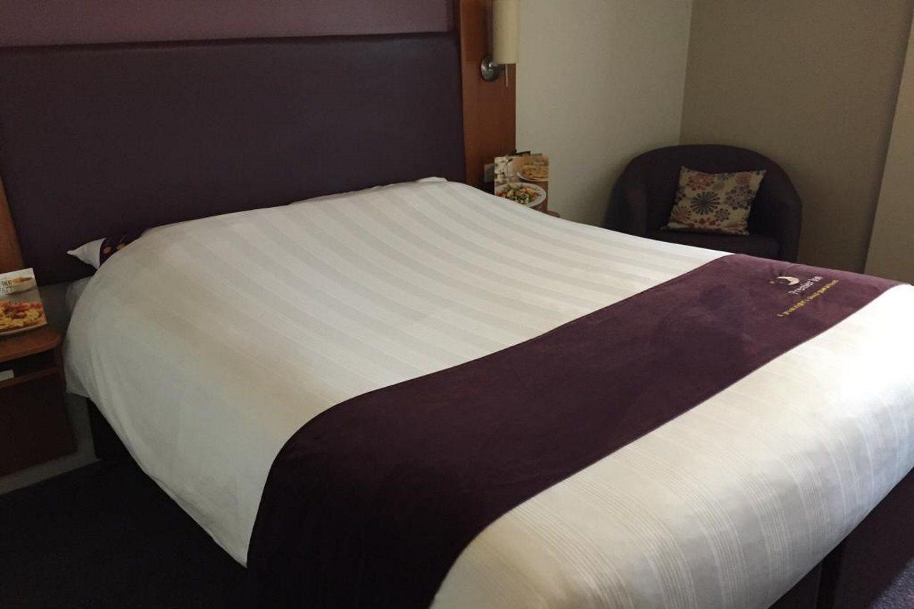 Premier Inn Brentwood Ngoại thất bức ảnh